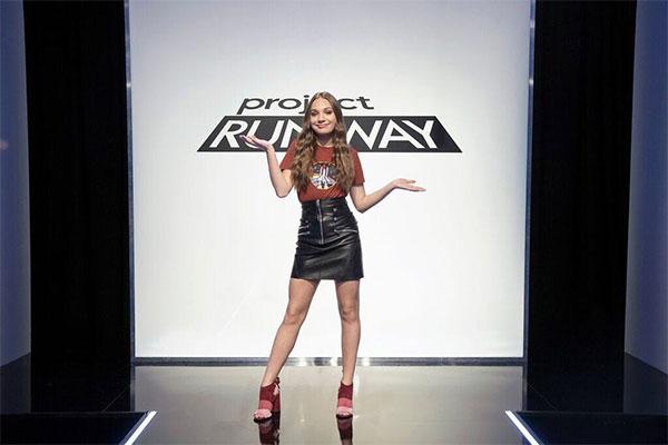 Maddie juzga moda en Project Runway-0